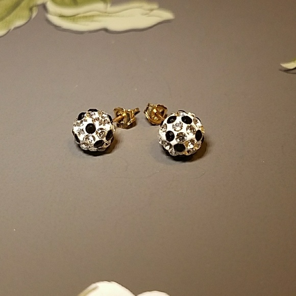 Gold'N'Ice Jewelry - 10k gold Swarovski crystal earrings